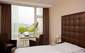 Pakat City Hotel Vienna